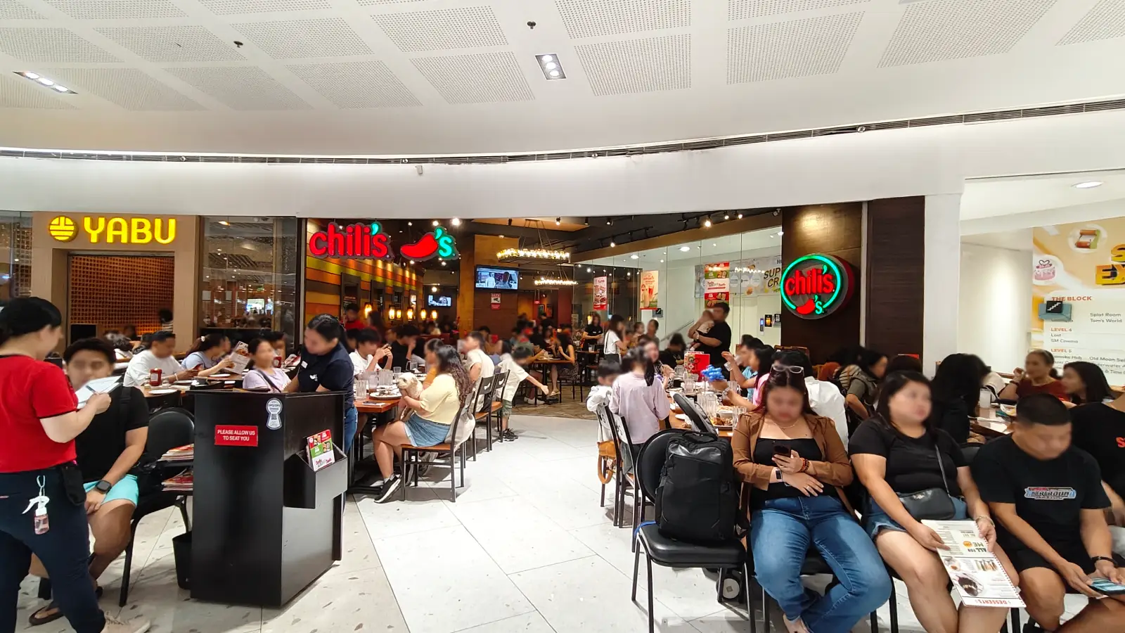 CHILI'S in SM City North EDSA